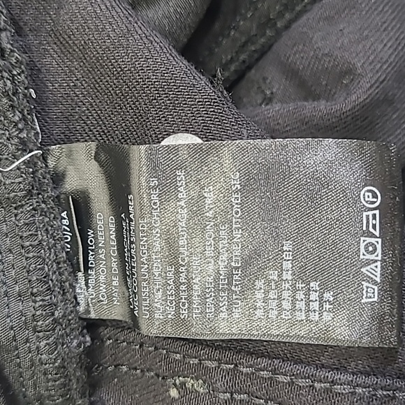 We The Free Jeans Women's sz 31 Black High Rise Loose Leg Distressed Denim Jean - Picture 7 of 10